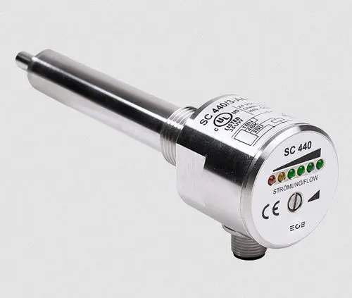 SC 440 Series Thermal Flow Switch for Liquids, PNP-NO, IP67, 100 bar | EGE