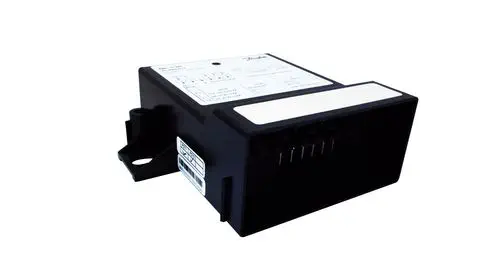 DANFOSS ERC Refrigeration Temperature Controller, 3-Relay, NTC/PTC/Pt1000, Defrost Management, 115/230V