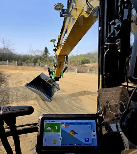 CHCNAV EasyNAV EMG100 | 3D GNSS Excavator Guidance System for Digital Construction
