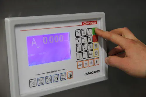 Universal Feeder Controller, 4-Channel, Gravimetric/Volumetric, TrendTec Algorithm | Gericke GUC-F