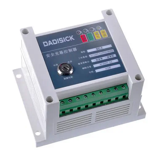 Safety Relay Controller for Light Curtains, SIL 3/PL e | DADISICK QCA