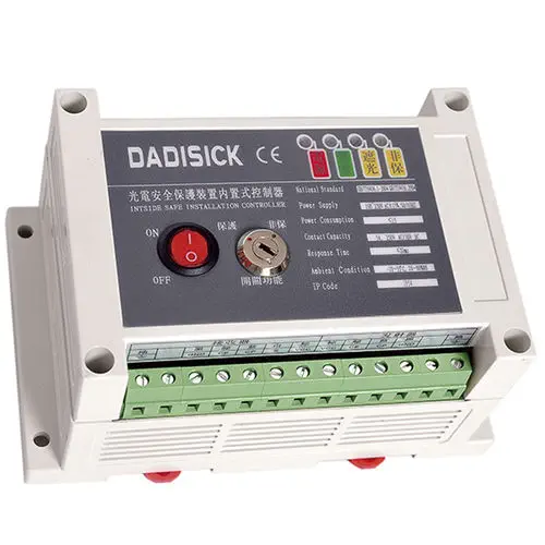 Safety Relay Controller for Light Curtains, SIL 3/PL e | DADISICK QCA