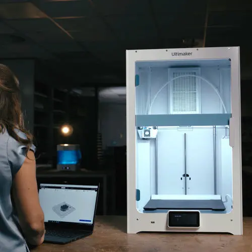 UltiMaker S7 Pro Bundle FFF 3D Printer with Material Station and PEI Build Plate