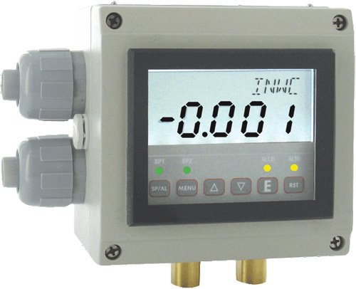 Differential Pressure Controller - NEMA 4 | Dwyer Digihelic II DHII
