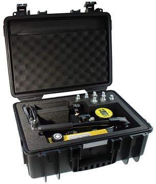 Intrinsically Safe Pressure Calibrator - 700 bar, ±0.05% FS | IKM PC705M IS