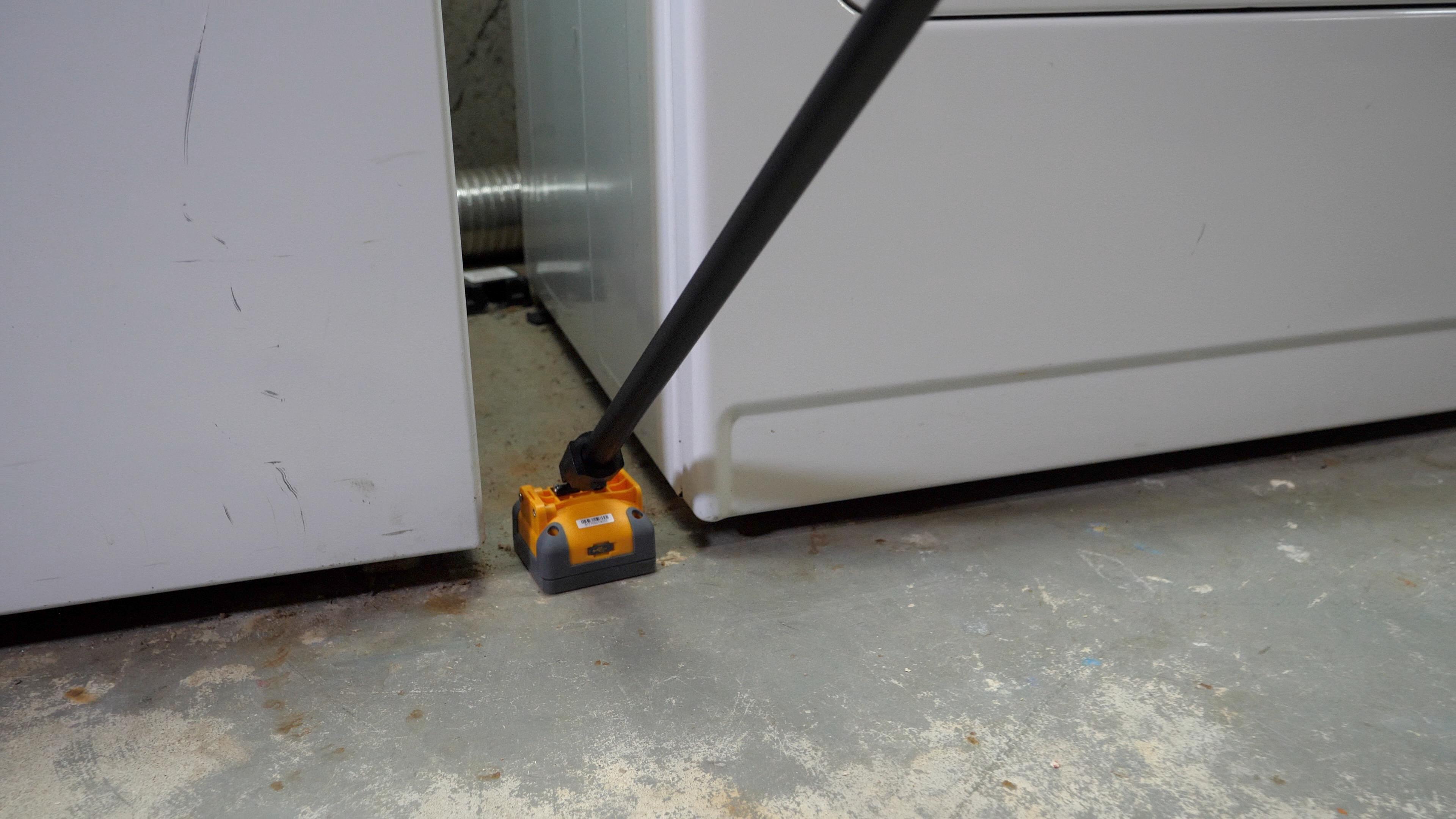 Telescopic Non-Invasive Moisture Meter | Protimeter ReachMaster Pro
