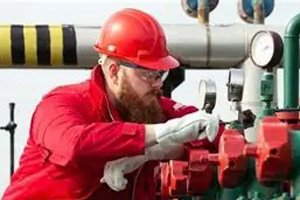 Intrinsically Safe vs. Explosion-Proof Protection Methods for Hazardous-A
